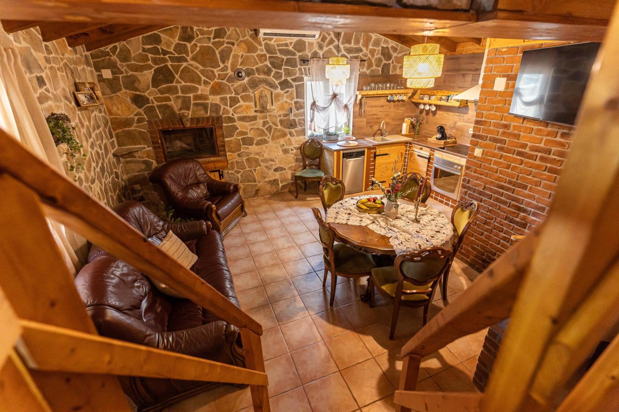Kuca Za Odmor Cvitka Apartment Slivnica Bilik gambar